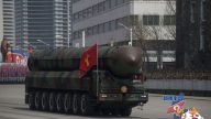 金正恩閱兵炫武力 美軍事專家：都是玩具模型