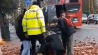 砖头从天而降 英国准新娘不幸被砸身亡