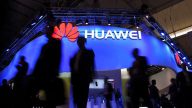 中興已被擊倒 華為頭上還懸著大刀