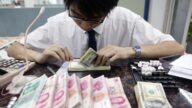 连线王愉贺：共同富裕50万算高收入？分析：中产阶级首当其冲
