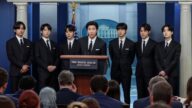 BTS訪白宮會拜登談反亞裔歧視 合照比手指愛心