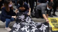 “七一悲愤！”纽约香港人时代广场抗议中共