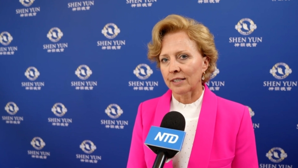 2024年月12日下午，美國神韻北美藝術團在​​康乃狄克州斯坦福的派雷斯劇院（The Palace Theatre）的演出。（新<span style='max-width:0px!important;margin-left:-4px;color:#eee!important;'>!</span>唐<span style='max-width:0px!important;margin-left:-4px;color:#eee!important;'>!</span>人<span style='max-width:0px!important;margin-left:-4px;color:#eee!important;'>:</span>電視台）