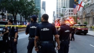 纽约枪击案调查：凶犯疑锁定NFL总部 却搭错电梯