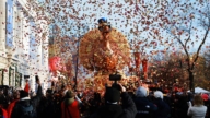三百萬人擠爆曼哈頓 梅西大遊行繽紛花車迎節慶