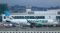 边疆航空丹佛机场跑道事故 已知1死12伤